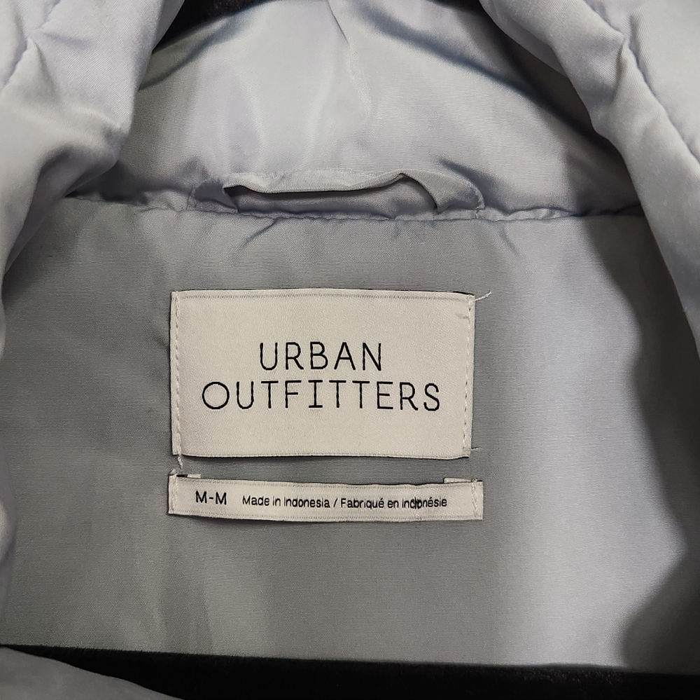 Urban Outfitters Gray Puffer Vest SKU E20 - Picture 10 of 11